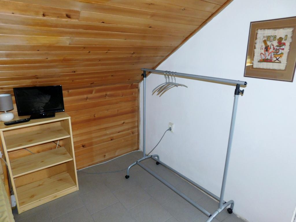 Apartments Zbraslav براغ المظهر الخارجي الصورة